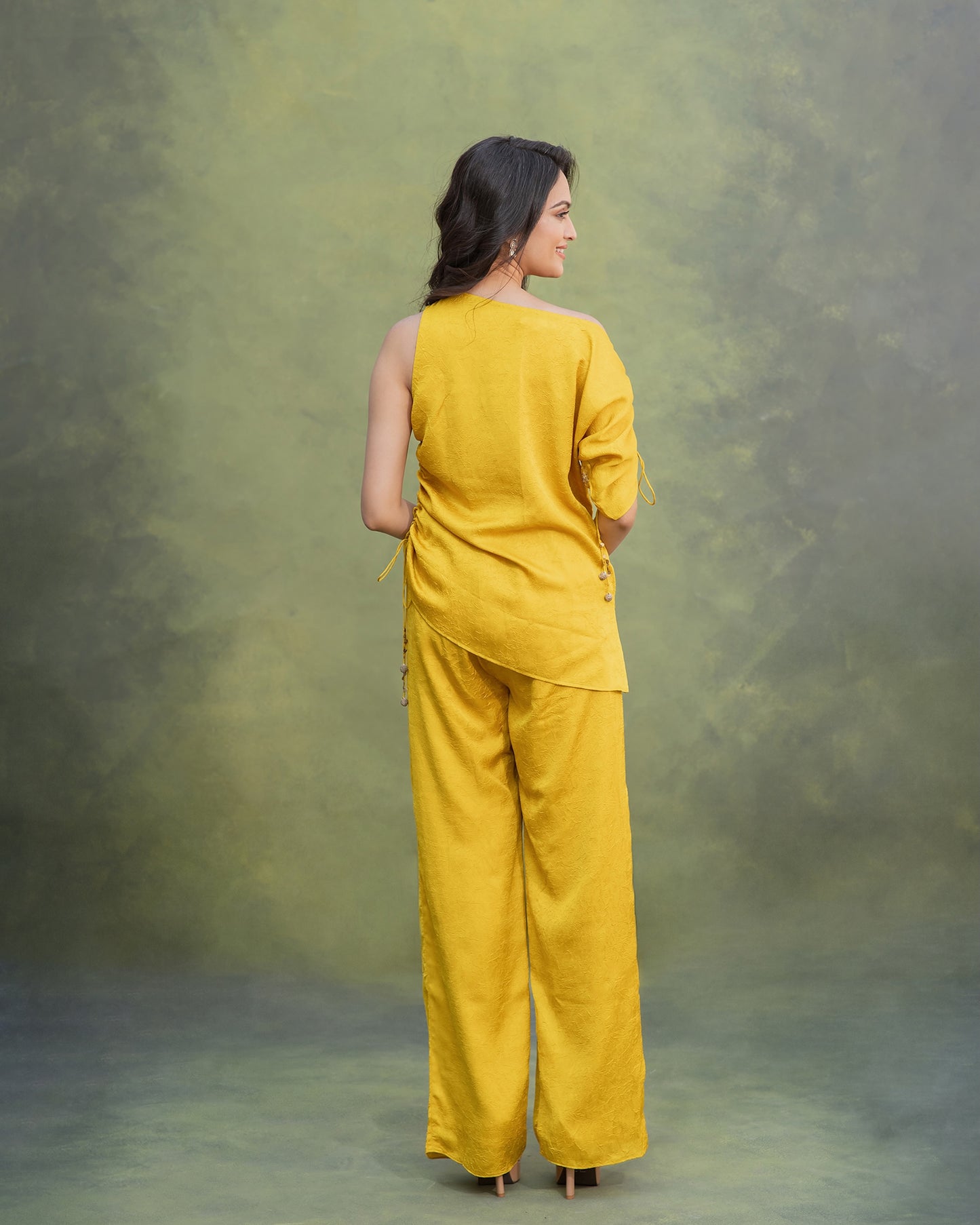 ZAREEN SET